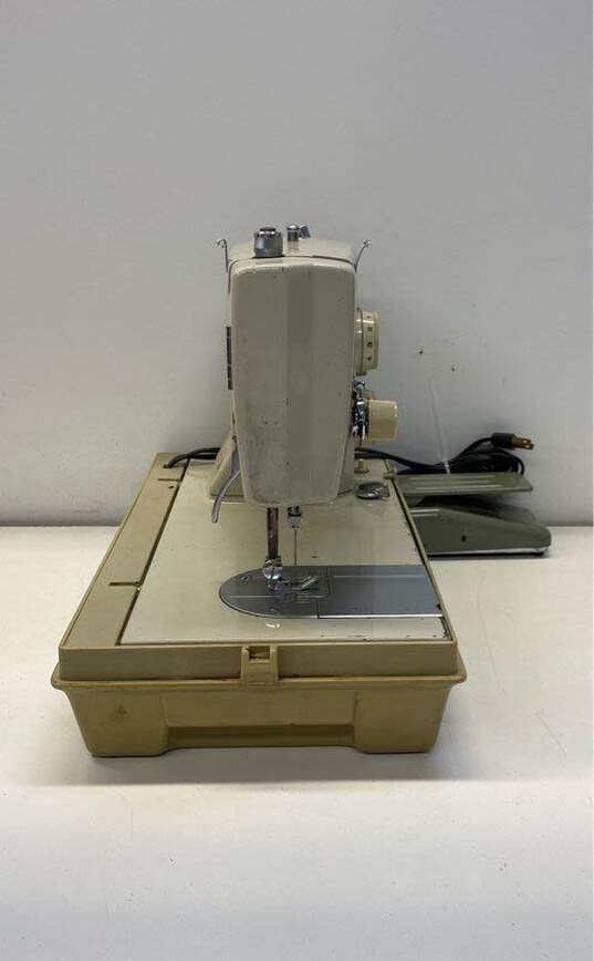 Sears Kenmore Sewing Machine Model 158.15150-SOLD AS IS, FOR PARTS OR REPAIR image number 2