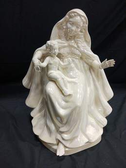 White Opalescent Mother Mary With Baby Jesus Ceramic Figurine