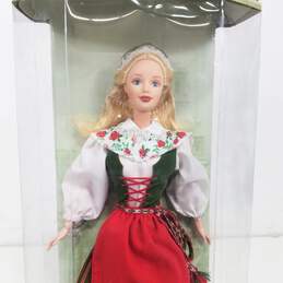 Swedish Barbie Dolls of the World Collector Edition Mattel #24672 (1999) NRFB alternative image