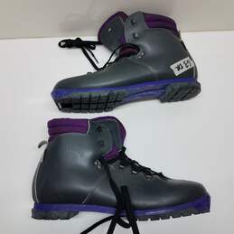Vintage black and purple leather ski boots size 44 alternative image