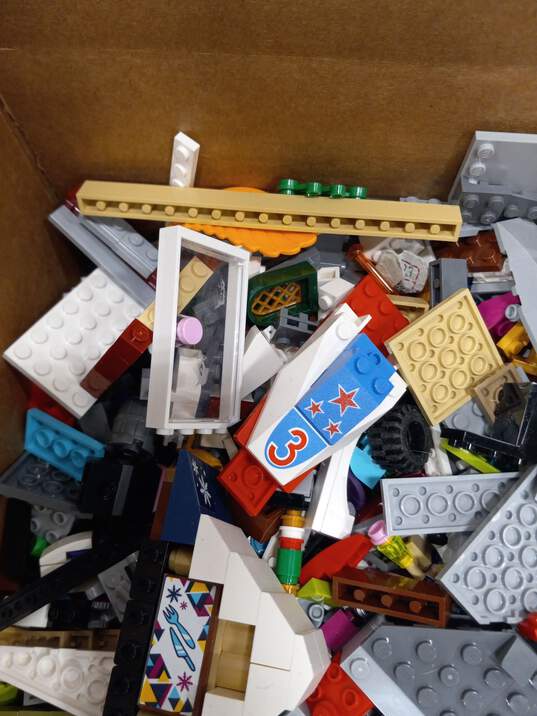 7lbs of Assorted Mixed Building Blocks image number 2