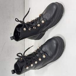 Eva & Zoe Women's Black Leather Boots Size 4