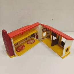 Vintage Fisher-Price Doll House