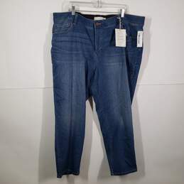 NWT Womens Super Stretch Denim 5 Pocket Design Tapered Leg Jeans Size 26W
