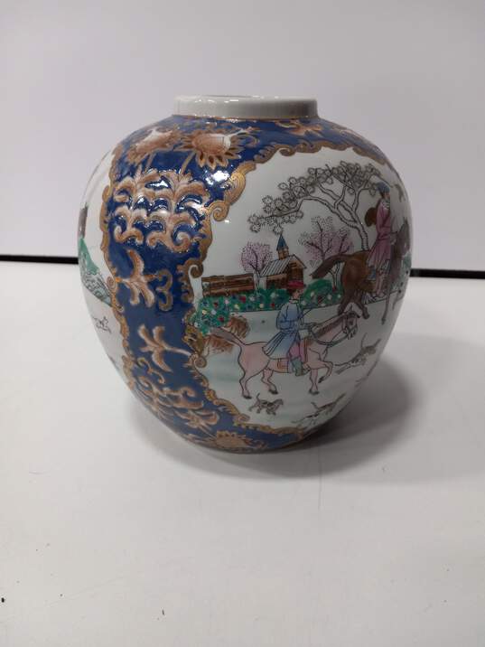 WBI Oriental Hand Painted Vase image number 2