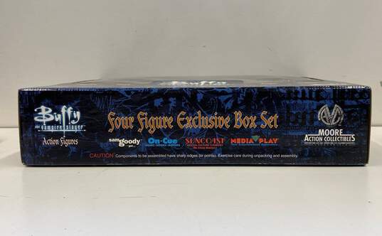 Buffy The Vampire Slayer Four 4 Figure Exclusive Box Set 6" Action Figures Moore image number 4