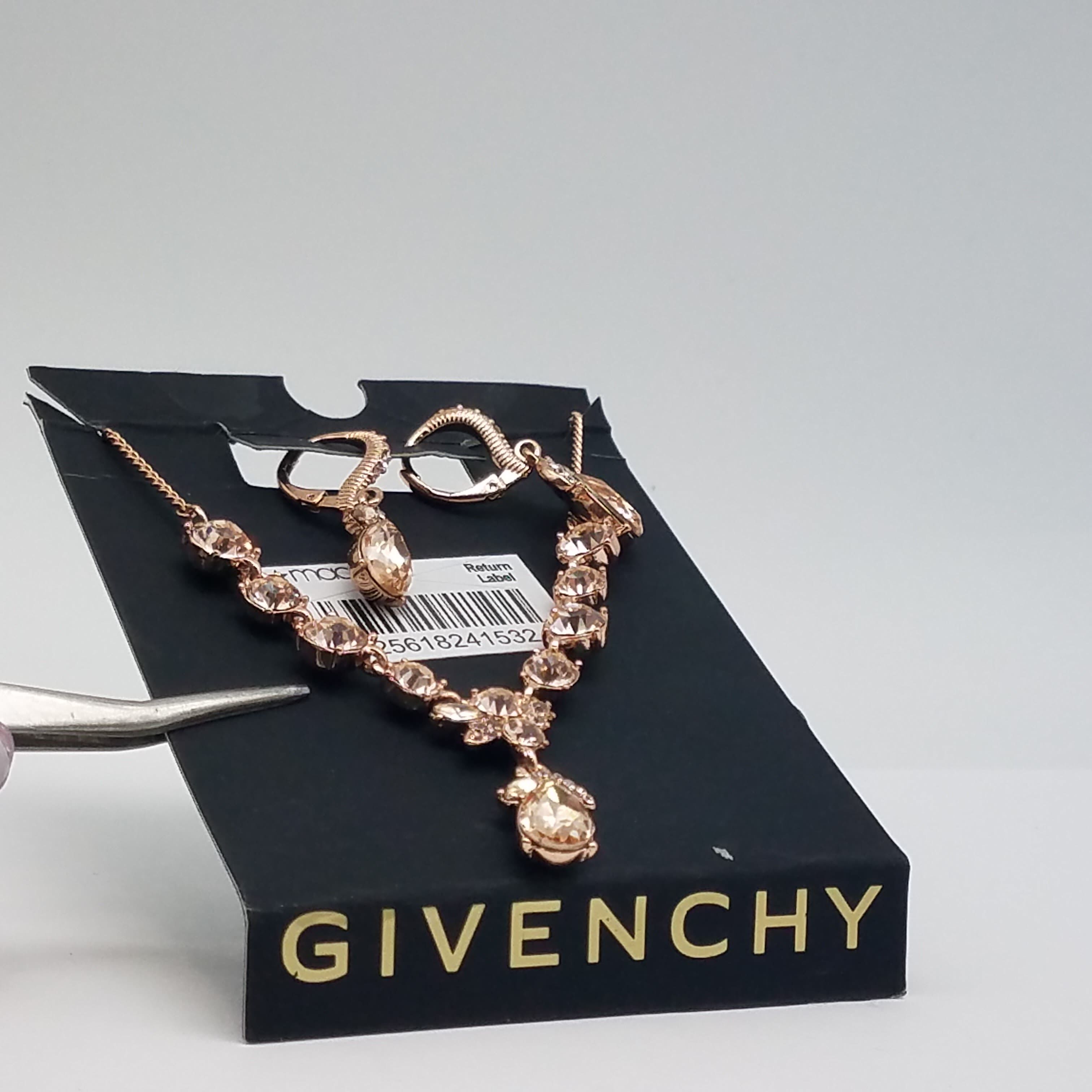 Shop GIVENCHY Unisex Metal Necklaces & Chokers by BlueAngel | BUYMA