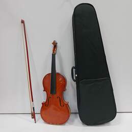Violin & Accessories w/ Soft Sided Travel Case alternative image
