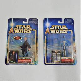 Lot of 2 Attack Of the  Clones  Sealed Action Figures  Anakin & Taun We