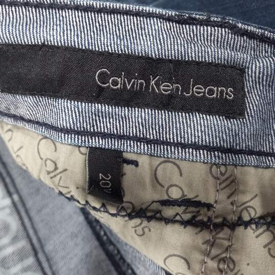 Women’s Calvin Klein Jeans Capris Sz 20W image number 3