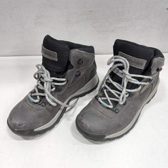 Columbia Women's Newton Ridge Plus Waterproof Hiking Boots Size 7 image number 2
