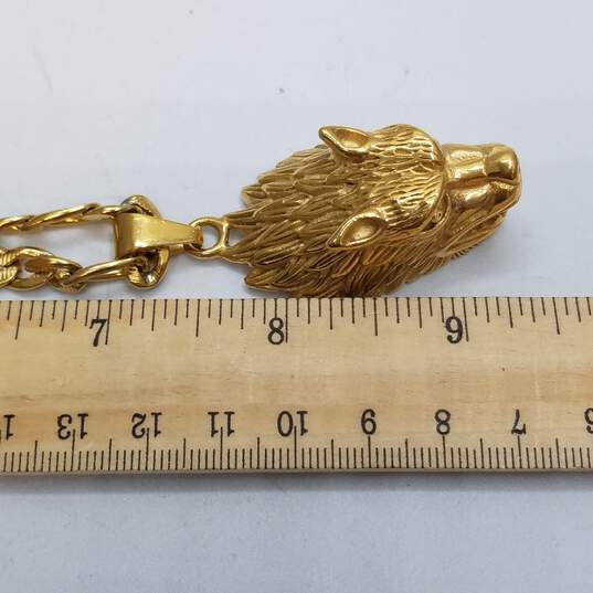 Gold Tone Figaro Chain W/Angry Wolf 24in Pendant Necklace 68.9g image number 8