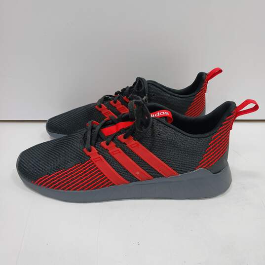 Men's Adidas Questar Flow Black & Red Shoes Size 13 image number 1