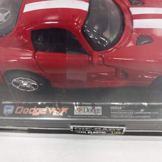 Set Of 3 Dodge Viper Die Cast Toy models. image number 6