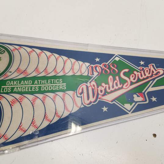 Vintage 1988 World Series Pennant - Dodgers vs. Athletics image number 2