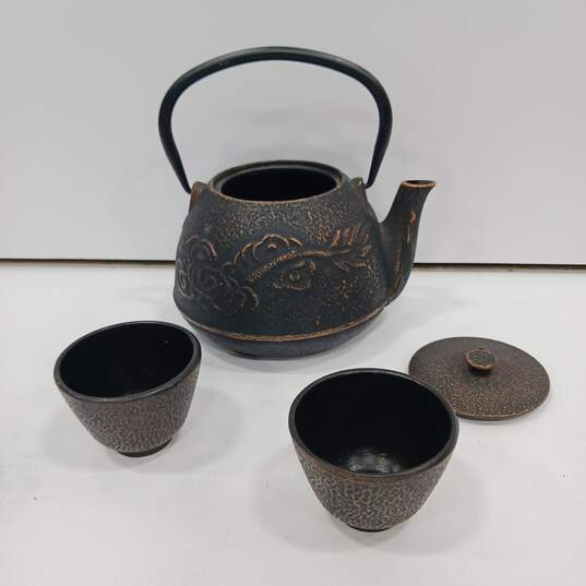 Bronze-Embossed Cast Iron Teapot & Cups Set image number 1