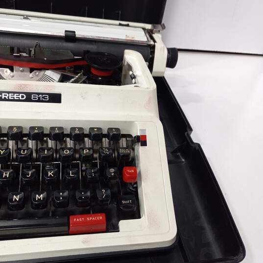 Vintage Silver-Reed 813 Typewriter In Case image number 2