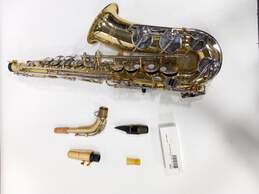 Yamaha YAS-23 Alto Saxophone in Case alternative image