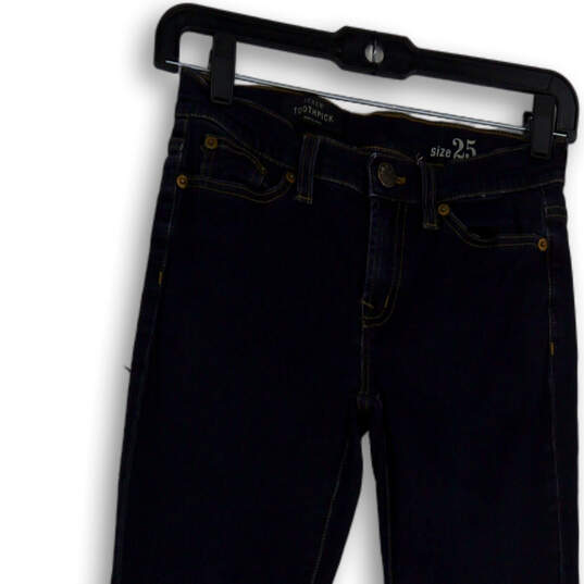 Womens Blue Dark Wash Pockets Stretch Toothpick Denim Skinny Jeans Size 25 image number 3