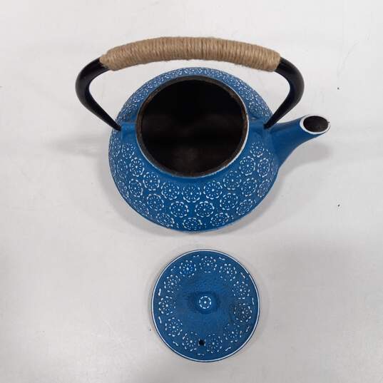 Blue Floral Cast Iron Teapot image number 4