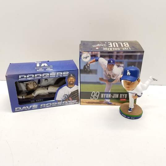 Bobblehead LA Dodgers 2022 Dave Roberts and Hyun-Jin Ryn Collection Bundle image number 1