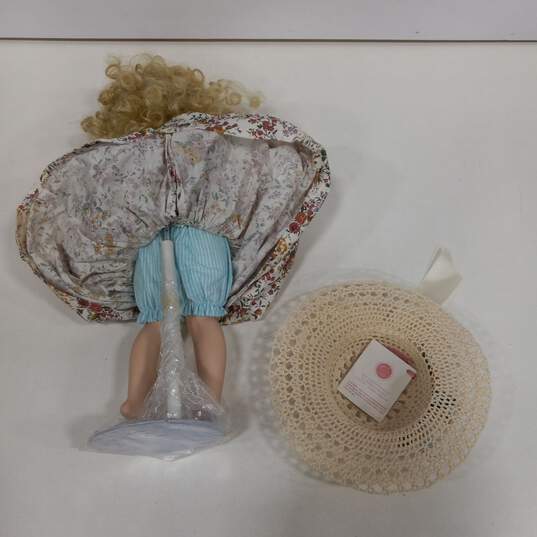 Heritage Dolls Ashle Helen Kish Porcelain Collectible Doll IOB image number 6
