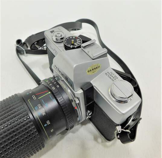 Minolta SRT 101 35mm SLR Film Camera w/ 80-200mm Lens image number 2