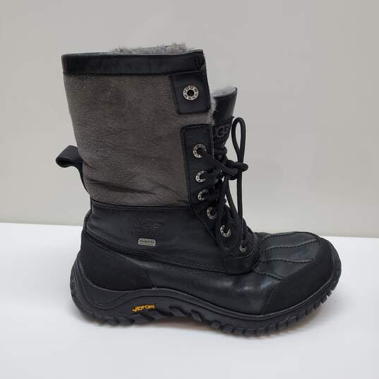 UGG Women's Adirondack Boot Size 7 Lace Up Black Leather Sheepskin image number 2