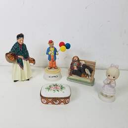 Ceramic Collectables Lot of 5 Assorted Shelf Figurines