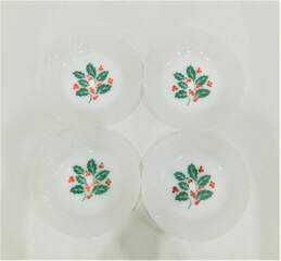 Vintage Termocrisa Crisa Christmas Holly Berry Milk Glass Coupe Soup Bowls Set of 4