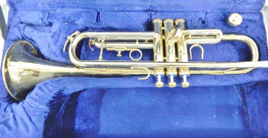 Yamaha Advantage Model YTR200AD B Flat Trumpet w/ Case and Mouthpiece (Parts and Repair) image number 1