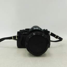 Dakota RZ-2000 35mm SLR Film Camera w/ Quantaray Lens