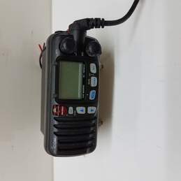 Icom IC-M402 Marine VHF Radio Transceiver Unit w/ Hand Microphone alternative image