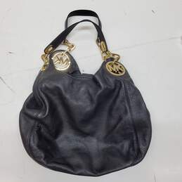 Michael Kors Large Pebbled Leather Shoulder Bag alternative image