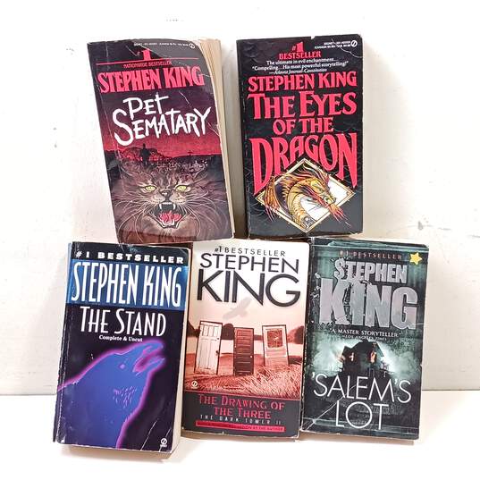 Stephen King Paperback Novels Assorted 5pc Lot image number 1