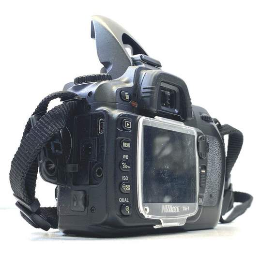 Nikon D80 10.2MP Digital SLR Camera with 2 Lenses image number 3