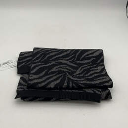 NWT Womens Black Gray Animal Print Knitted Sparkle Neck Scarf One Size alternative image