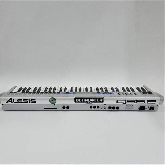 Alesis Brand QS6.2 Model 64-Voice Expandable Synthesizer w/ Power Cable image number 3
