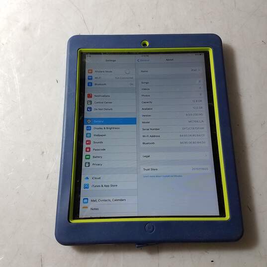 Apple  iPad 2 (Wi-Fi Only) Model A1395 Storage 16GB image number 4