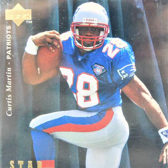 1995 HOF Curtis Martin Upper Deck Rookie New England Patriots image number 2