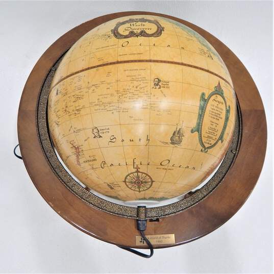 Vintage Illuminated World Globe Lamp With Wood Stand image number 6