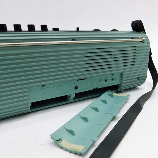 Sharp QT-F60 Blue Cassette BoomBox AM/FM Radio image number 5