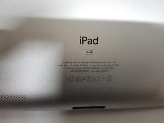 Apple iPad 2 (Wi-Fi/GSM/GPS) Model A1396 Storage 16 GB image number 3