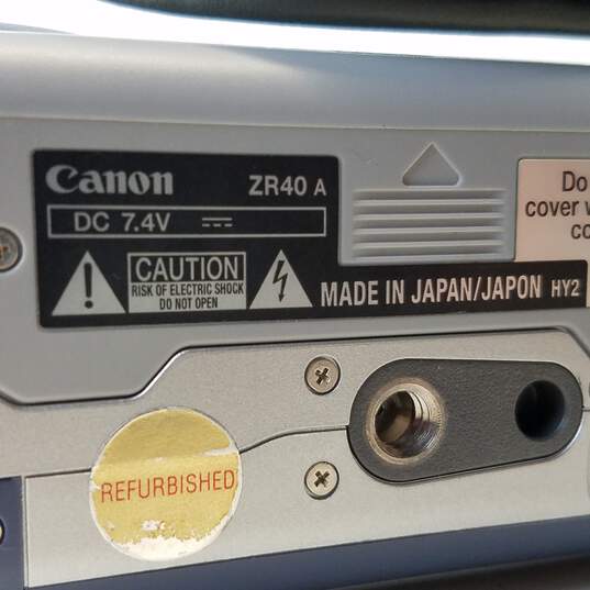 Canon ZR40 MiniDV Camcorder FOR PARTS OR REPAIR image number 8