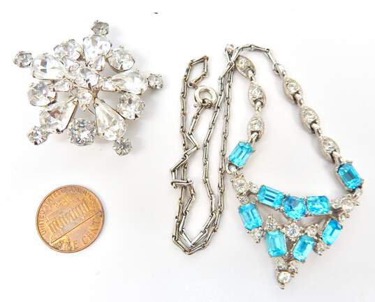 Vintage Icy Rhinestone Weiss Clear  Tiered Brooch & Bogoff Clear & Blue Necklace 31.9g image number 6