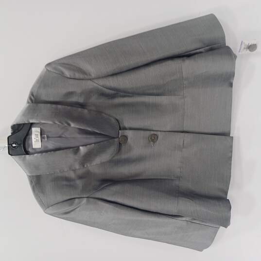 Women's Platinum Suit Blazer Sz 18 NWT image number 1