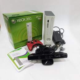 Xbox 360 arcade w/kinect