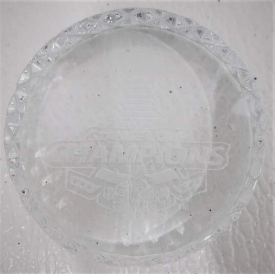 CHICAGO BLACKHAWKS WATERFORD Crystal Puck  2015 Stanley Cup Champions w/Box image number 2