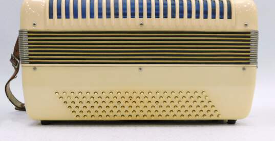 Model 332 41 Key/120 Button Vintage Piano Accordion w/ Case image number 5