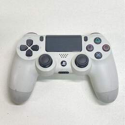 Sony Playstation 4 controller- Glacier White